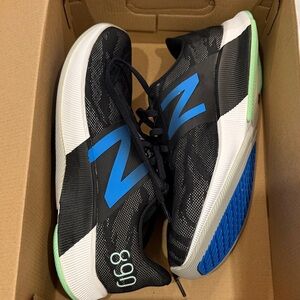 Men’s New Balance Fresh Foam X 880 V12 never worn brand new
